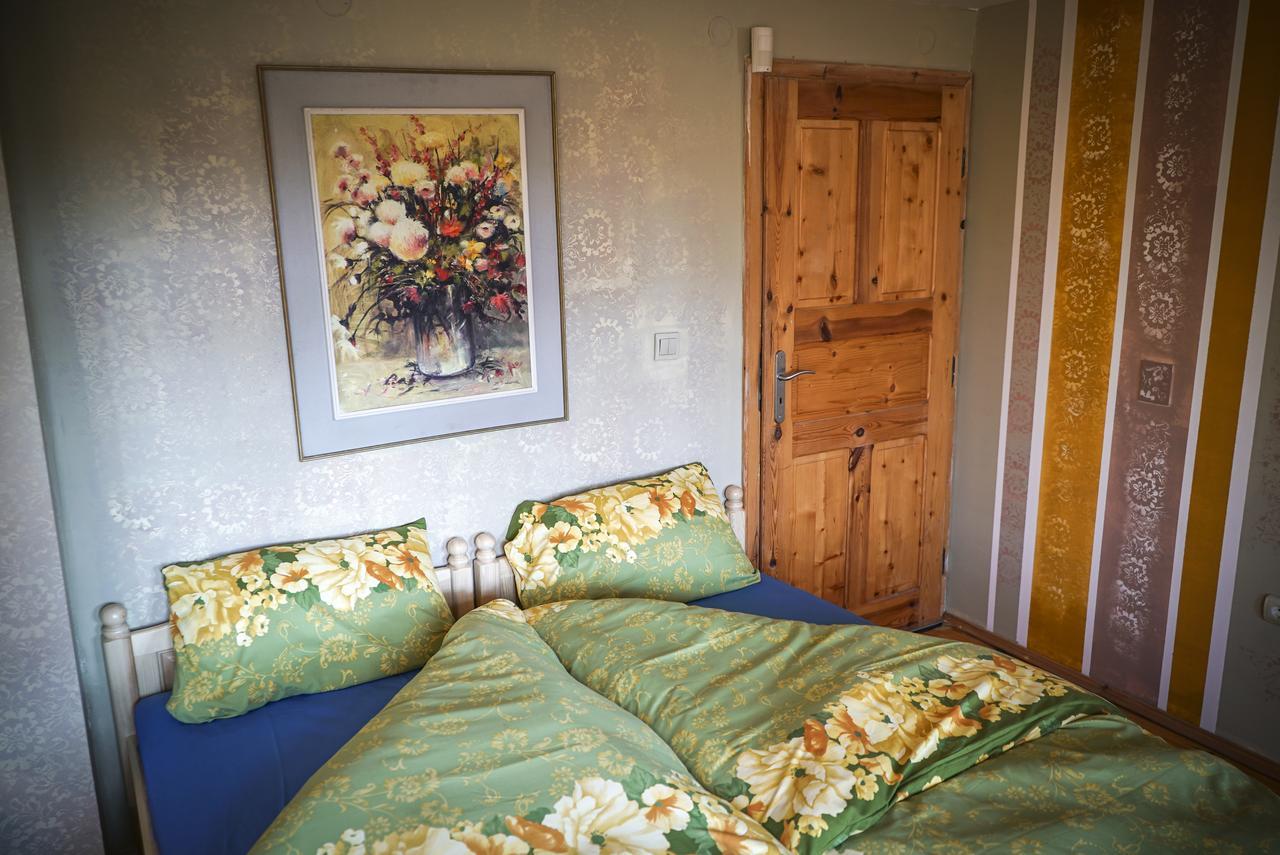 Rooster House Hotel Veliko Tarnovo Exterior photo
