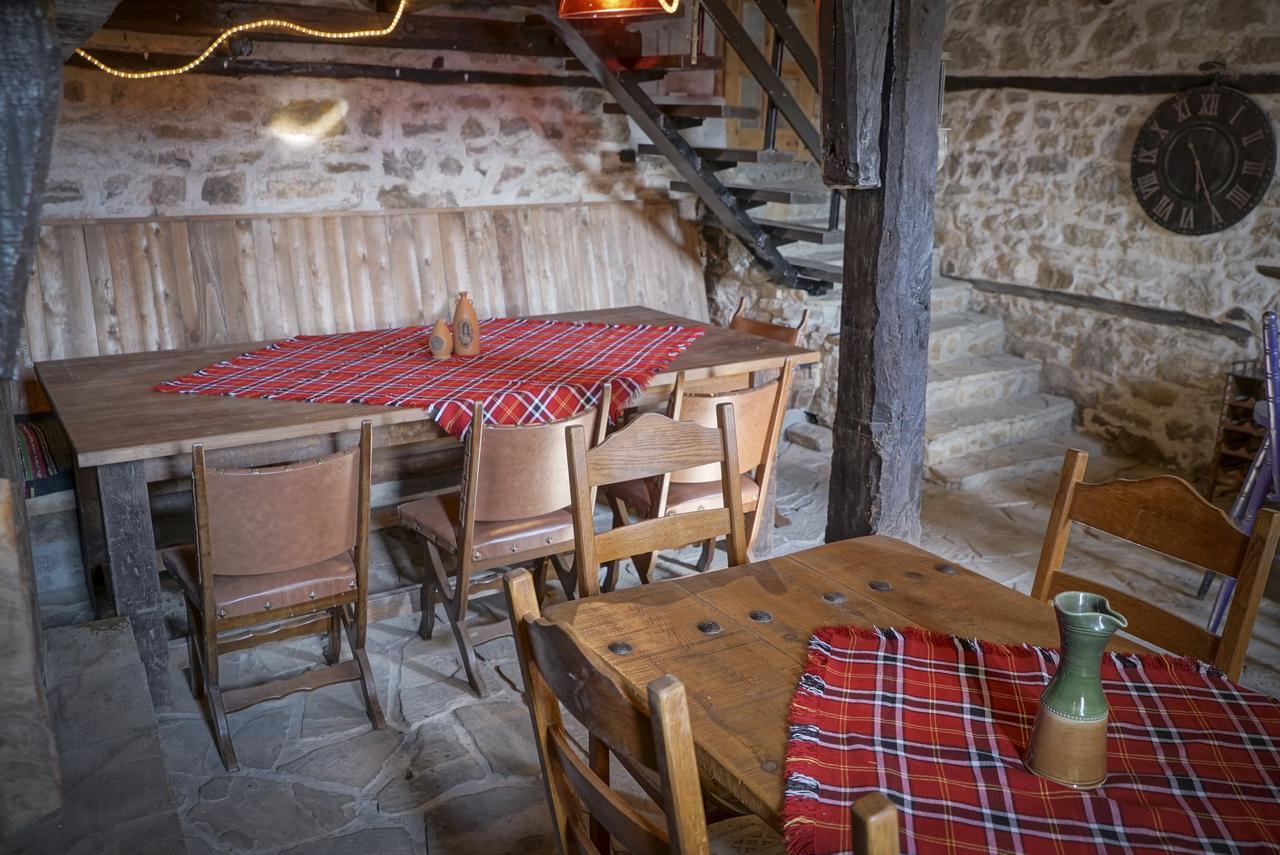 Rooster House Hotel Veliko Tarnovo Exterior photo